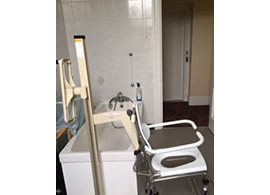 Bath Hoist